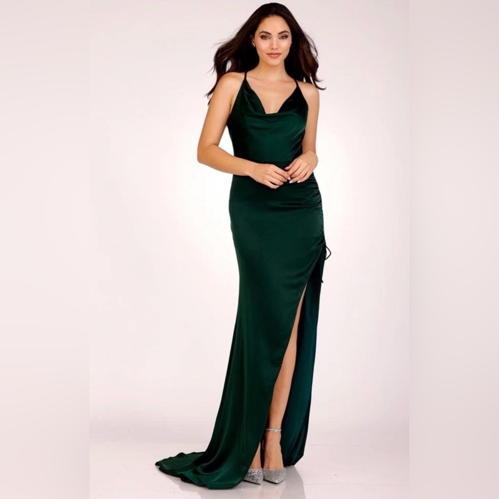 ABBY PARIS - Elegant Emerald Green Maxi Dress, Size 0
